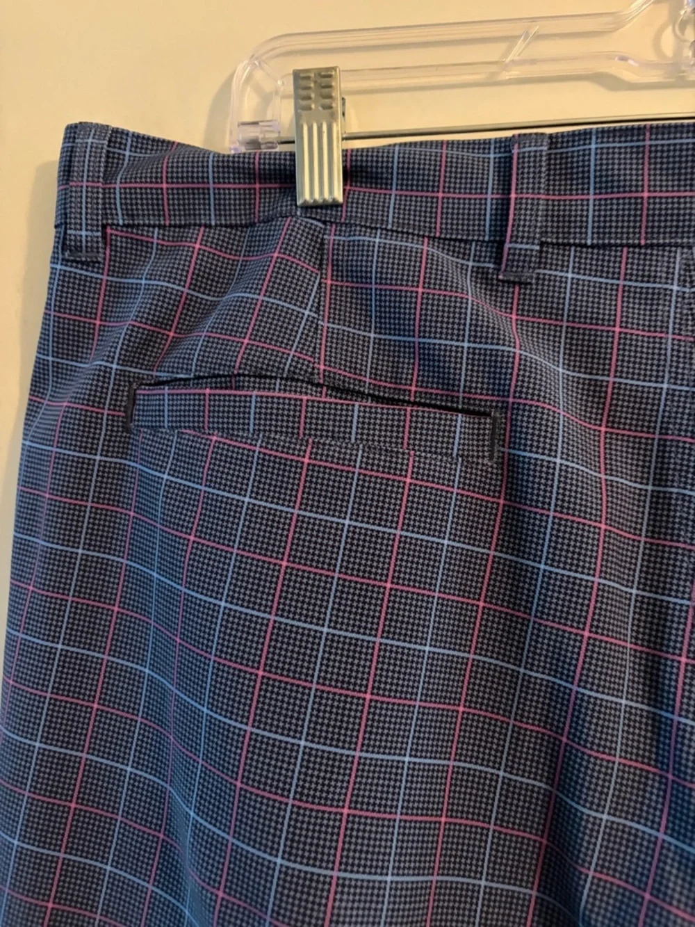 Jack Nicklaus Blue Plaid 9” Golf Short Size 36